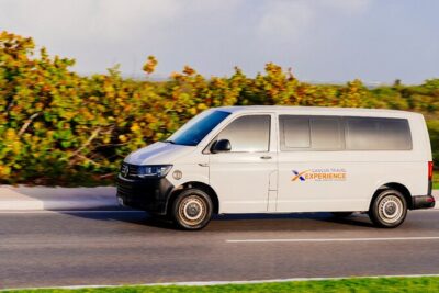 Private One Way or Roundtrip Transportation to Cancun Hotels