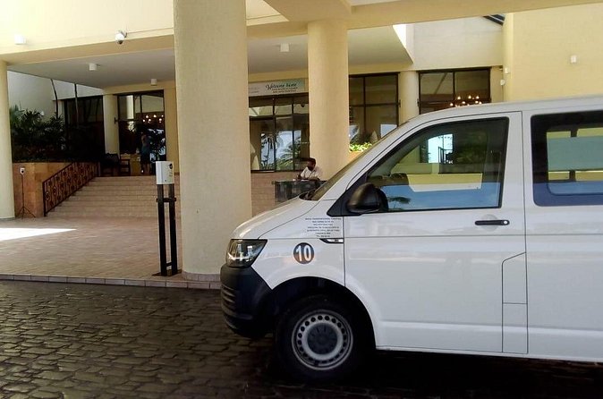 Private Roundtrip Transportation CUN Airport-Puerto Morelos - The ride to Puerto Morelos