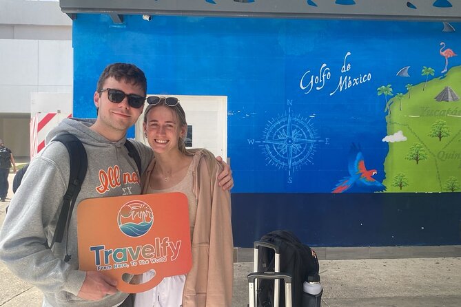 Private roundtrip transportation from Cancun airport to hotels - Finding your representative at Cancun airport