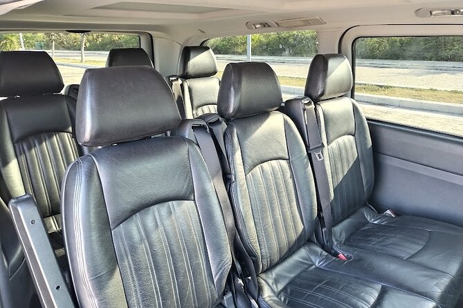 Private shuttle service to Cancun Airport, from hotel or lodging - A simple Cancun airport transfer with no shared-ride detour