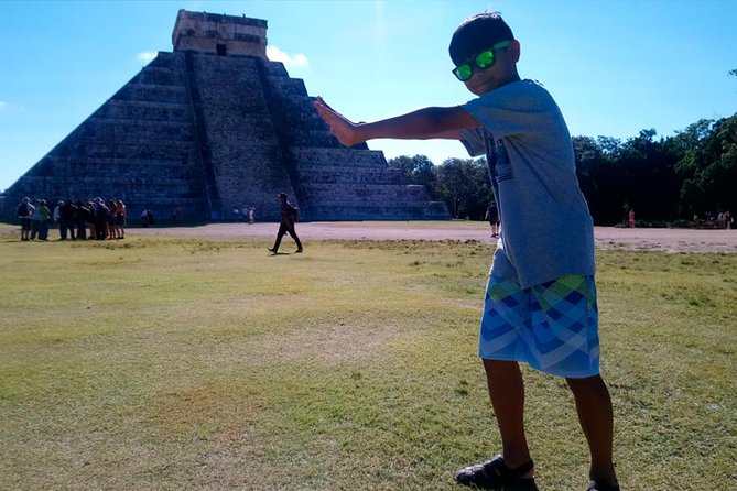 Private Tour: Chichen Itza Archeological Zone from Cancun - The buffet lunch and what your package includes