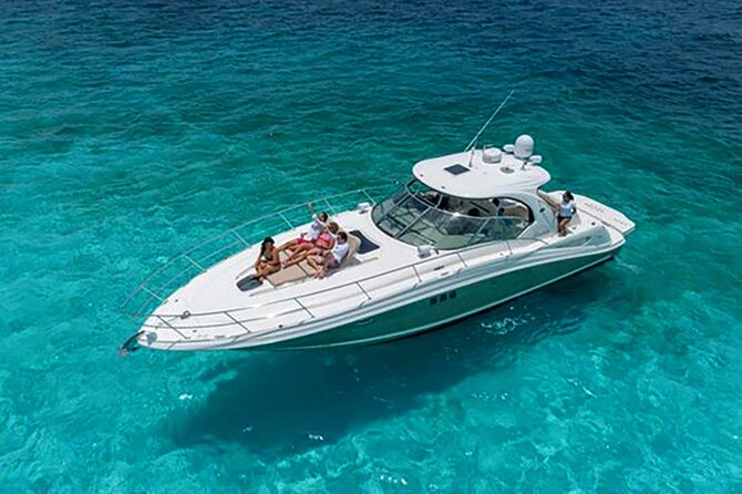 Private Tour of Cancun to Isla Mujeres by 45-foot Yacht. - A close look at the value