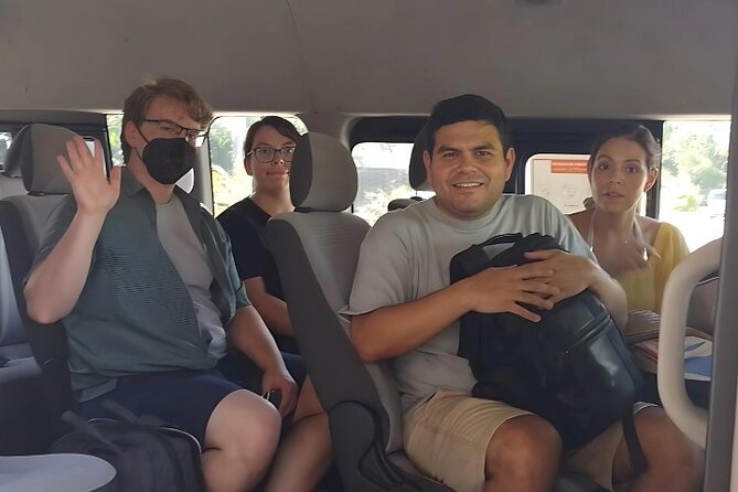 Private Transfer Cancun-Playa del Carmen/Ferry/Puerto Aventuras - Communication is the real key to a smooth ride