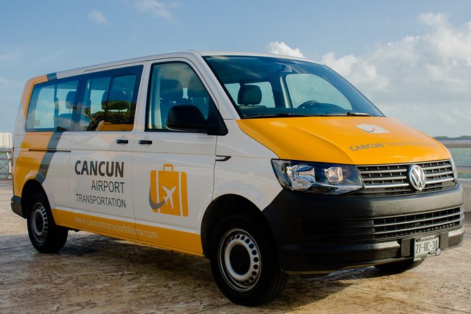 Private Transfer from Cancun Airport to Boulevard Kukulcan - Key points at a glance