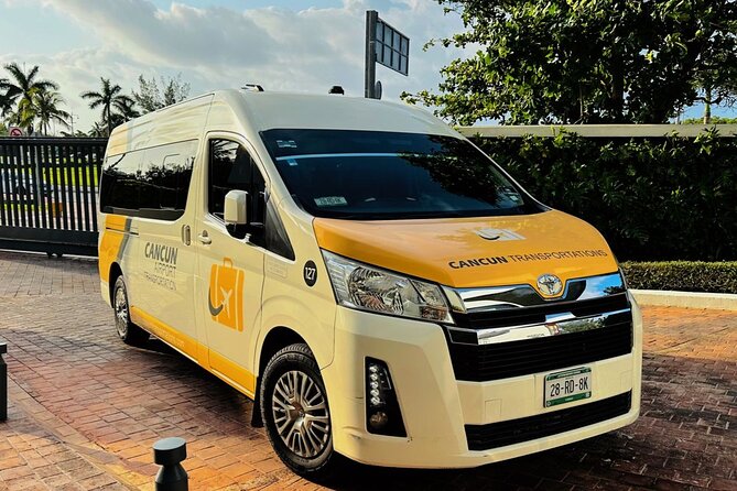 Private Transfer from Cancun Airport to Puerto Aventuras - Families, wheelchairs, and group size