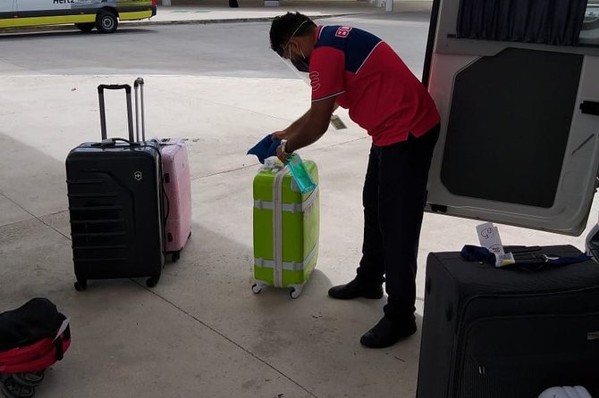 Private transfer R/T Apto-Isla Mujeres ferry dock-Apto With ferry tickets - What the airport connection really means
