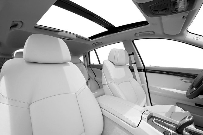 Private Transfer to Cancun Airport (CUN) - From your hotel lobby to the airport doors