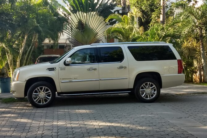 Private Transportation by SUV from the Airport to Cancun Hotel Zone - What the First 30 Minutes to One Hour Looks Like
