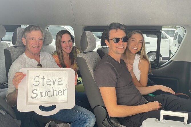 Private Transportation from Zona Hotelera CUN To Cancun Airport - Who Will Get the Best Value