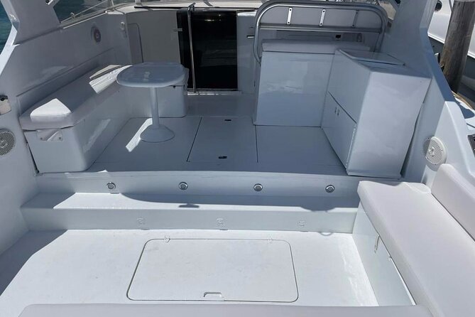 Private Yacht Cancun 42ft up to 8 people - Isla Mujeres and Playa Norte