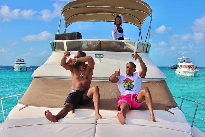 Private Yacht SeaRay 46ft Cancun 25P17 - Who will enjoy this yacht most