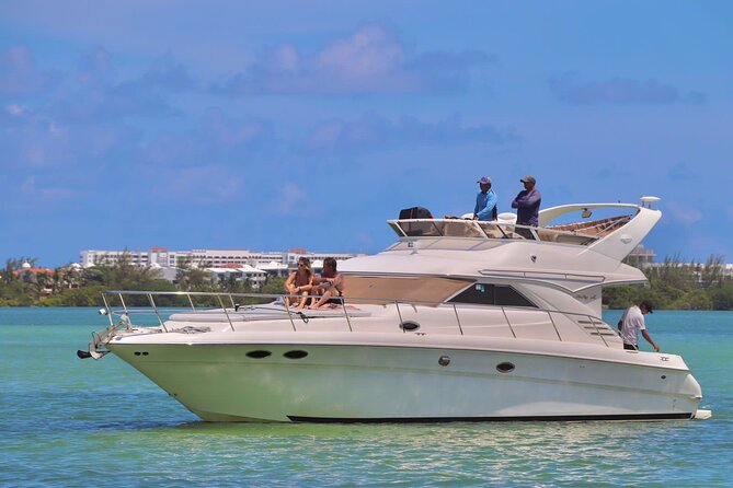 Private Yacht SeaRay 46ft Cancun 25P17 - Leaving from the Real Inn Hotel