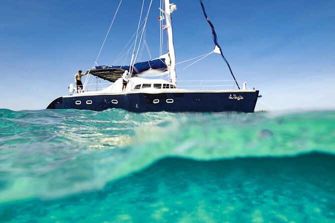 Puerto Morelos Catamaran Reef Sail and Snorkel - Sailing before and after the reef