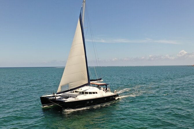 Puerto Morelos Secret Sandbar Catamaran Sail - Getting back to shore and arranging transportation