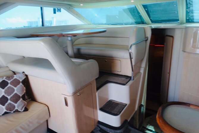 Rent a Private 46ft Yacht in Cancun - Food, drinks, music, and celebrations