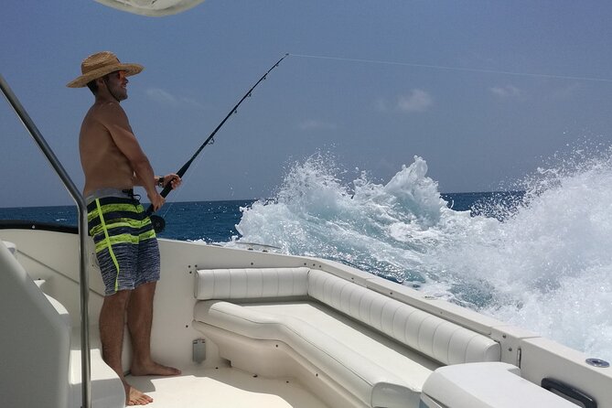 Rent a Private Yacht or Boat for 4 hrs from Playa Mujeres -SR55H4 - Snorkeling near Isla Mujeres