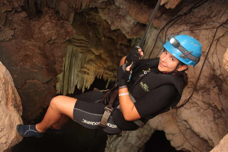Rio Secreto Nature Reserve: Bicycle, Rappel & Ziplines Tour - Lunch after the cave