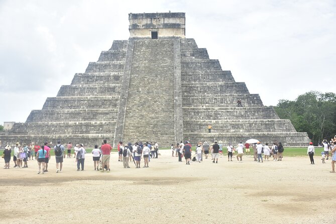 Riviera Maya Tour: Chichen Itza & Ik Kil + Hubiku Cenotes - Chichen Itza before the heat builds