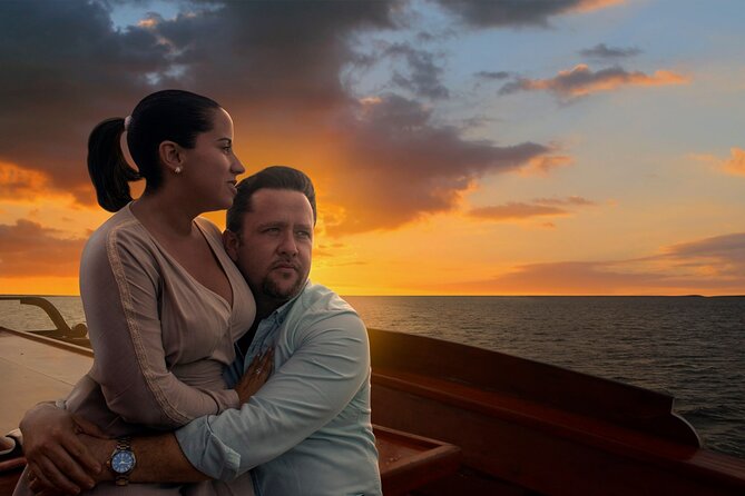 Romantic Sunset Dinner Cruising Experience - Timing matters more than the brochure suggests