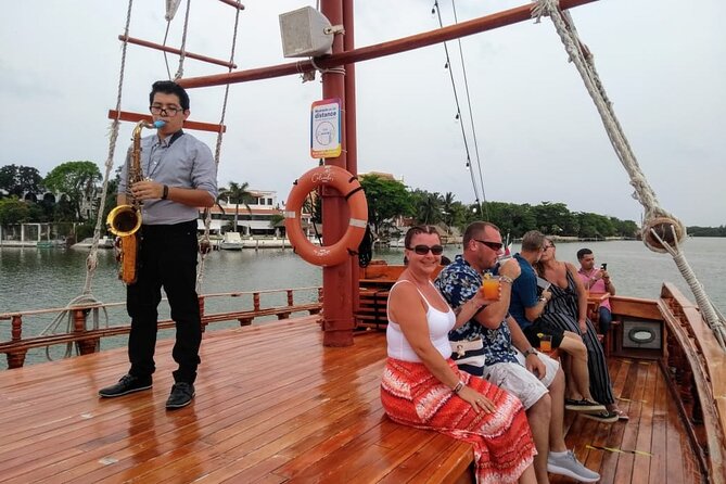 Romantic Sunset Dinner Cruising Experience - Who will enjoy this cruise most