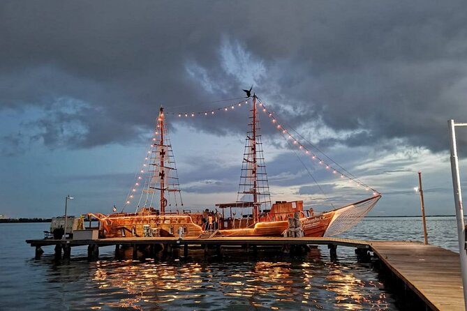 Romantic Sunset Dinner Cruising Experience - What the three-hour evening feels like