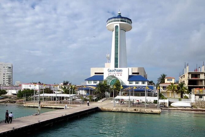 Round Ferry Transfer from Tortugas to Isla Mujeres - What You See During the Crossing