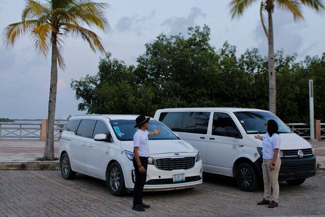 Round trip to Cancun Hotel Zone or Downtown Cancun - Meeting the driver in Terminal 3