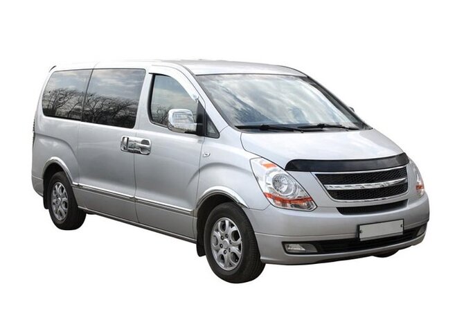 Roundtrip Private Transfer Cancun Airport (CUN) -Playa Del Carmen - Finding your driver at Cancun Airport
