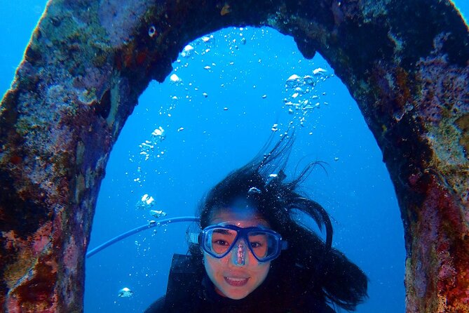 Scuba Diver Certification Course - Day one: classroom basics before you enter the water