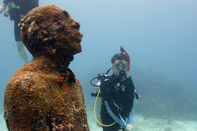 Scuba diving at MUSA the underwater museum for certified divers - What the five-hour schedule feels like