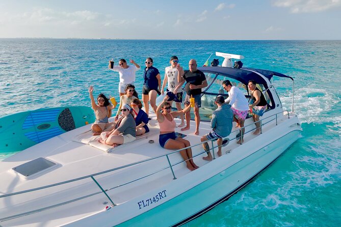 SeaRay 43ft Isla Mujeres, Snorkelling and more!! - The white-water stop for photos and swimming