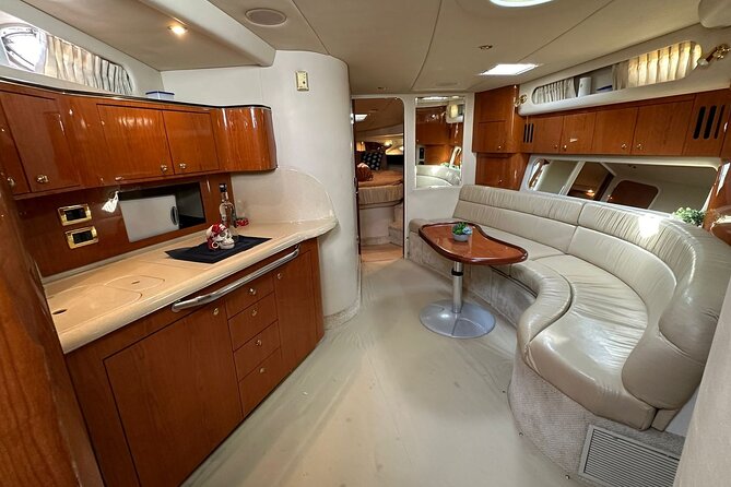 SeaRay 43ft Isla Mujeres, Snorkelling and more!! - Punta Sur as another option