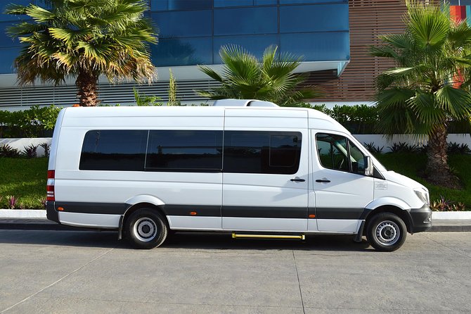Shared Round-Trip Transfer To/From Cancun International Airport - What the shared minivan ride is really like