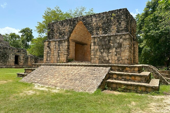 Small Group Tour to Chichen Itza, Cenote and Ekbalam from Cancun - Should you book it?