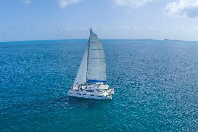 Snorkeling Adventure at Isla Mujeres Includes Lunch and Open Bar - A short look at Isla Mujeres
