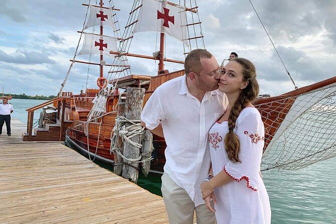 Spanish Galleon - Romantic Lobster Dinner Cruise & Live Saxophone - Sunset Views and a Slower Pace on the Water