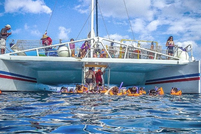Special offer COMBO 2x1 (Tour to Isla Mujeres and Chichén Itzá ) for 1 price! - Cenote Noolha by Chichikan and the cool-water stop