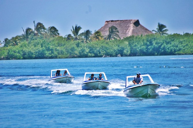 Speed Boat & Snorkel Tour with transportation ( only Cancun zone area) - Following the guide to Angel Reef