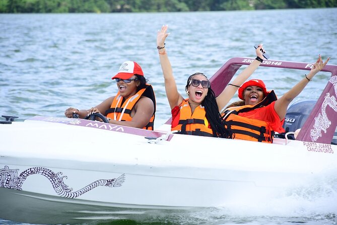 Speedboat and Snorkeling in Cancun with Mayan Ceremony & Tasting - Returning to the marina and tasting Yucatecan snacks