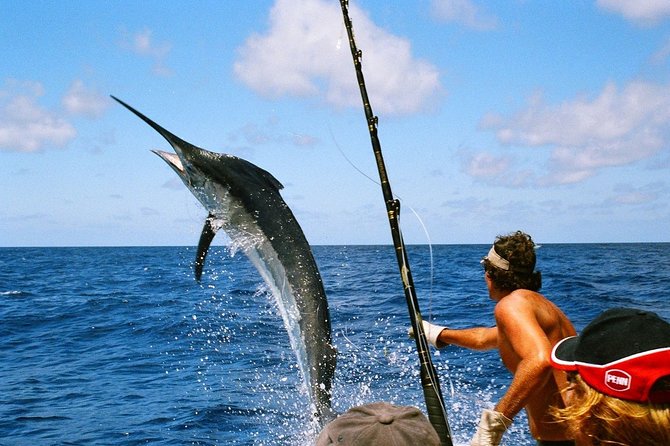 Sport Fishing at the Caribbean Sea. Enjoy an amazing time with friends & family - What four hours on the boat actually involves