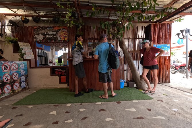 Taco tour in Puerto Morelos - The tequila tasting adds a second Mexican flavor