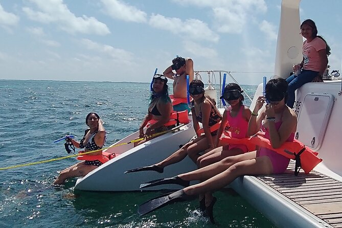 The Best Catamaran Tour to Isla Mujeres from Cancún - Who will enjoy this catamaran tour