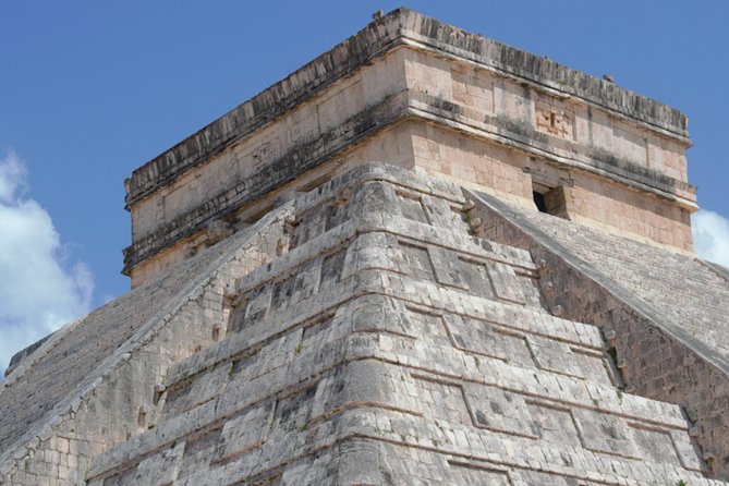 Tour from Cancun to Chichen Itza with cenote food and Valladolid - Chichén Itzá and the pyramid everyone comes to see