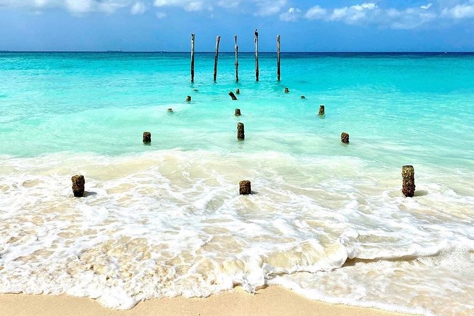 Tour in a Catamaran to Isla Mujeres with all included for the best price! - Four hours on the island
