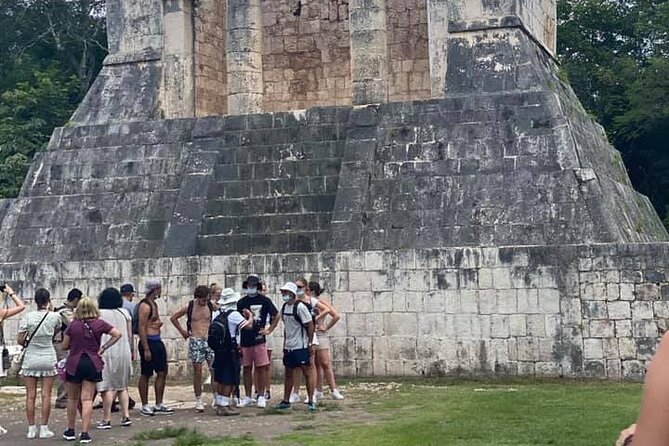 Tour to Chichen Itza & Cenotes Ik kill & Hubiku from Cancun - Buffet lunch and drinks on the road