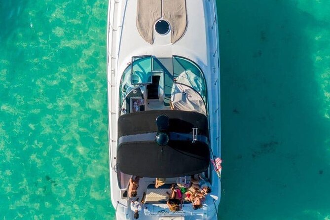 Tour to Isla Mujeres on Premium Yachts from Cancun - Playa Norte for 1 hour and 30 minutes