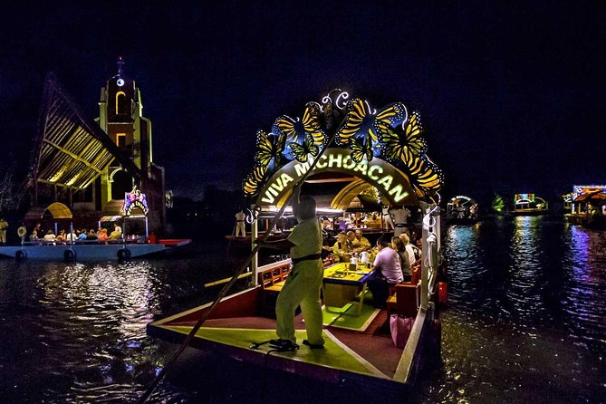 Tour Xoximilco From Cancun with Transportation Included - The open bar changes the pace of the night