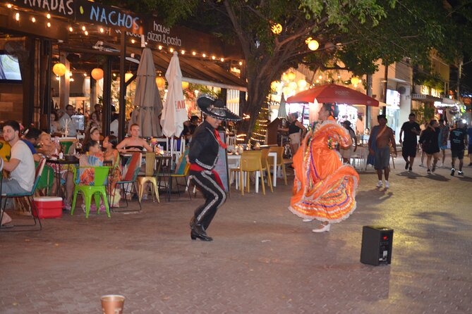 TULUM 4x1 : Archaeological Site, Cenote, 5th Avenue and lunch - Guides can make or break the day