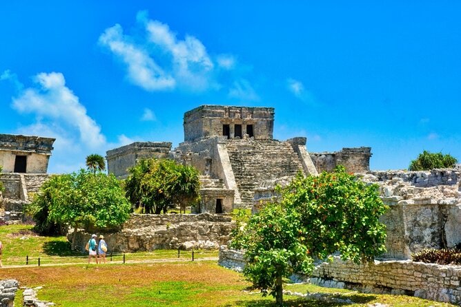 Tulum Mayan Ruins and Cenote Swim from Cancun - The long ride from Cancun