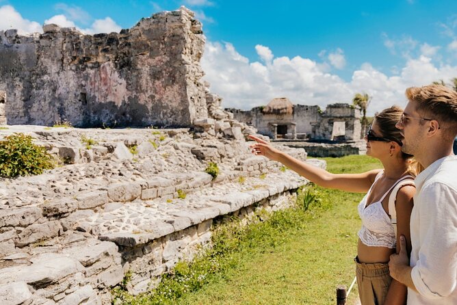 Tulum Mayan Ruins and Cenote Swim from Cancun - Guides can make or break the ruins